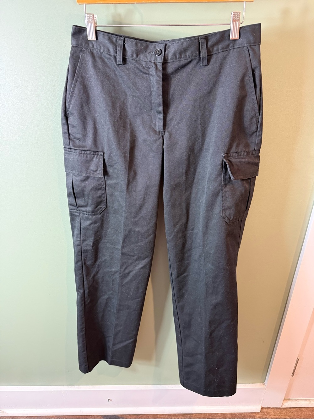 Men's Black Cargo Pants - Classic Utility Style